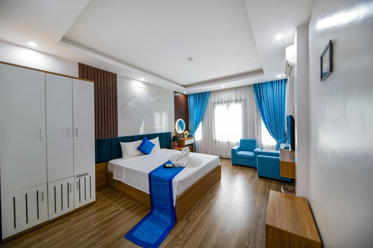 Khách sạn Aquarius Grand