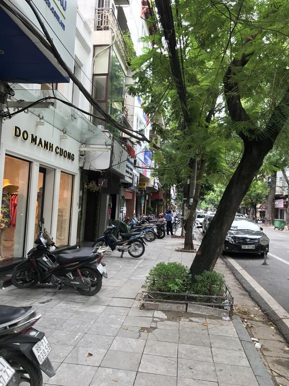 Aquarius Grand Khách sạn